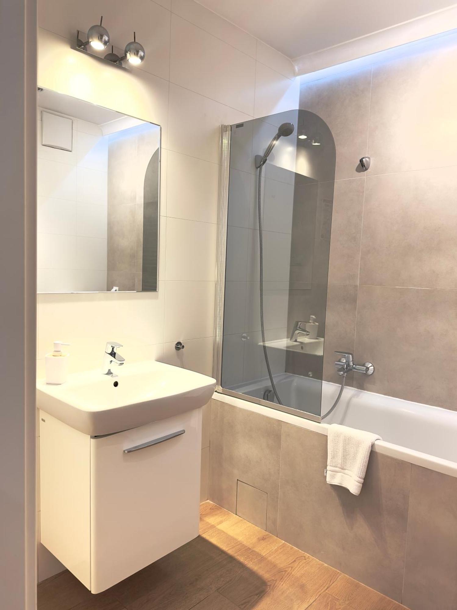 Krakow Apartments - Solna Studio & Apartments Ngoại thất bức ảnh